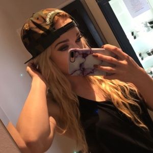 Meet your Posher, Ashlee